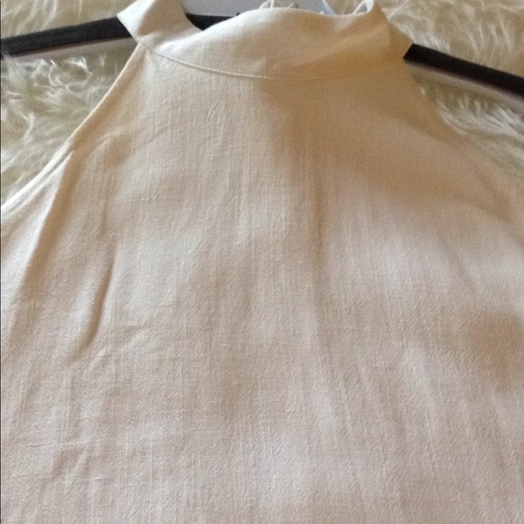 LAST 1! Ivory Open Shoulder Cotton & Linen Mini! - Picture 3 of 6